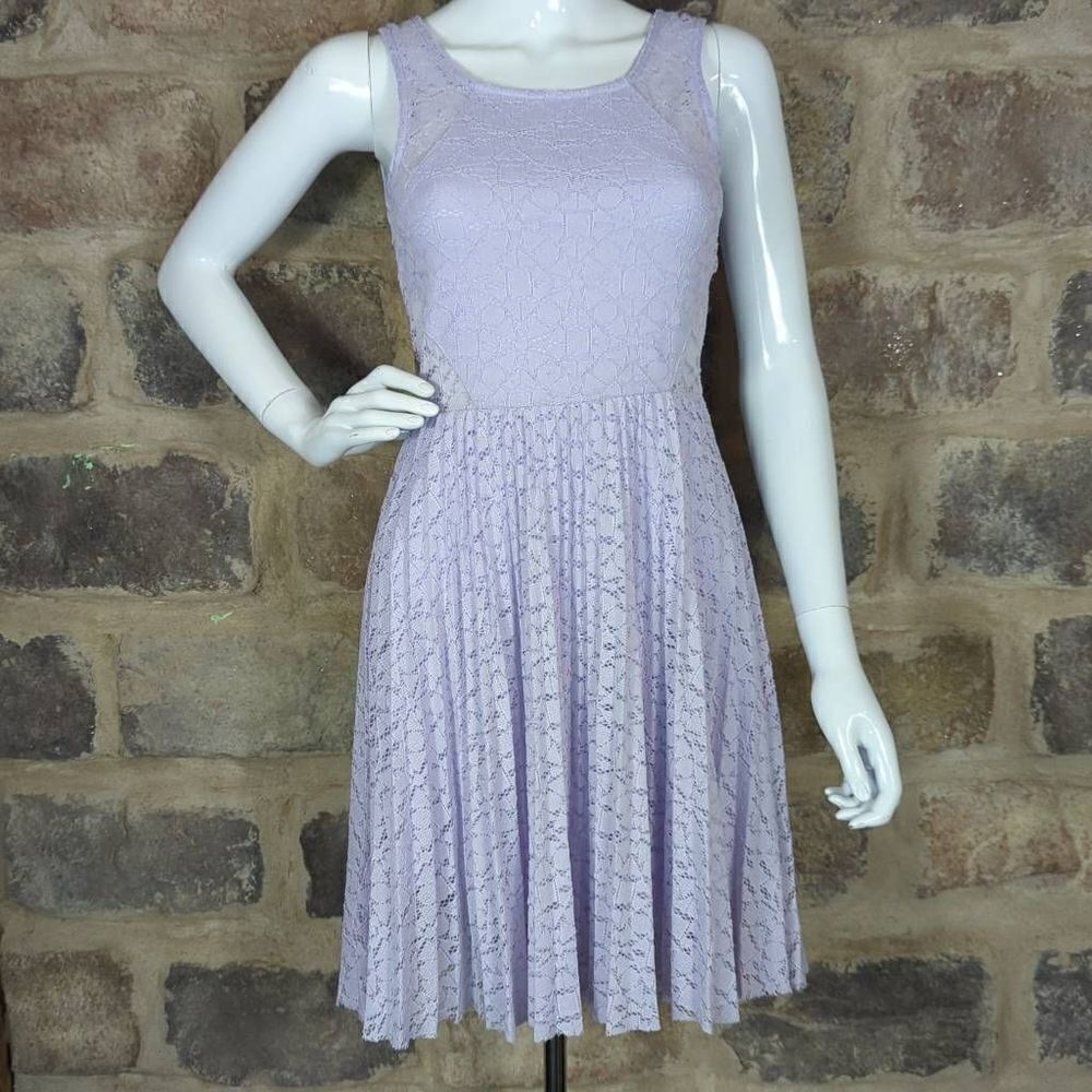Soprano Dress Woman's XS Lavender Purple Lace Sleeveless‎ Pleated Balletcore